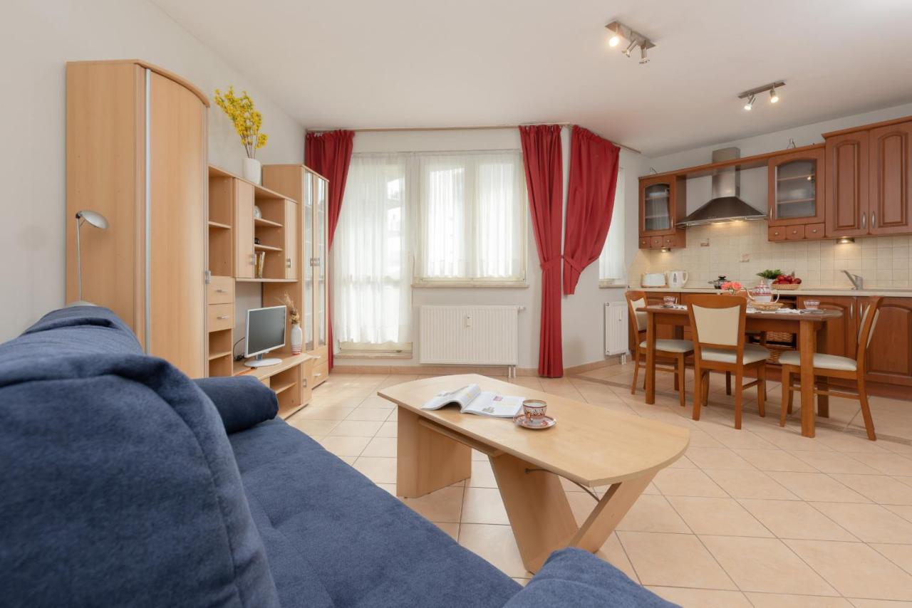 Pejzazowa Apartment Metro Wilanowska Mokotow By Noclegi Renters Varsavia Esterno foto